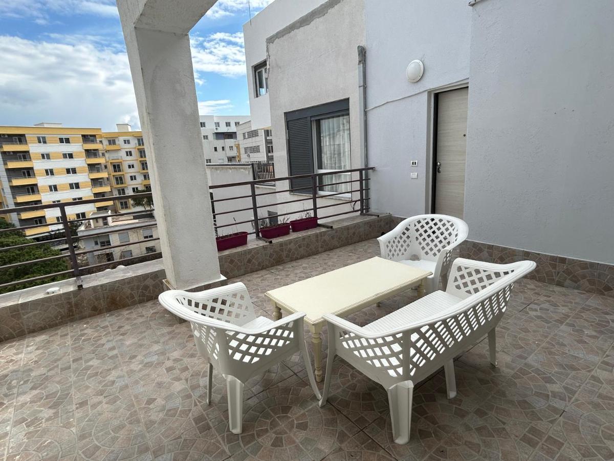 Apartment In Qerret Golem  Kültér fotó