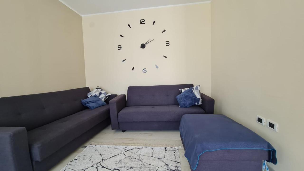 Apartment In Qerret Golem  Kültér fotó