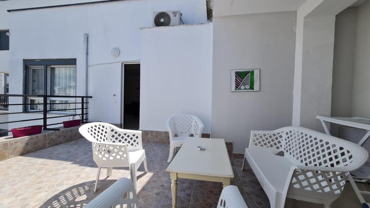 Apartment In Qerret Golem  Kültér fotó