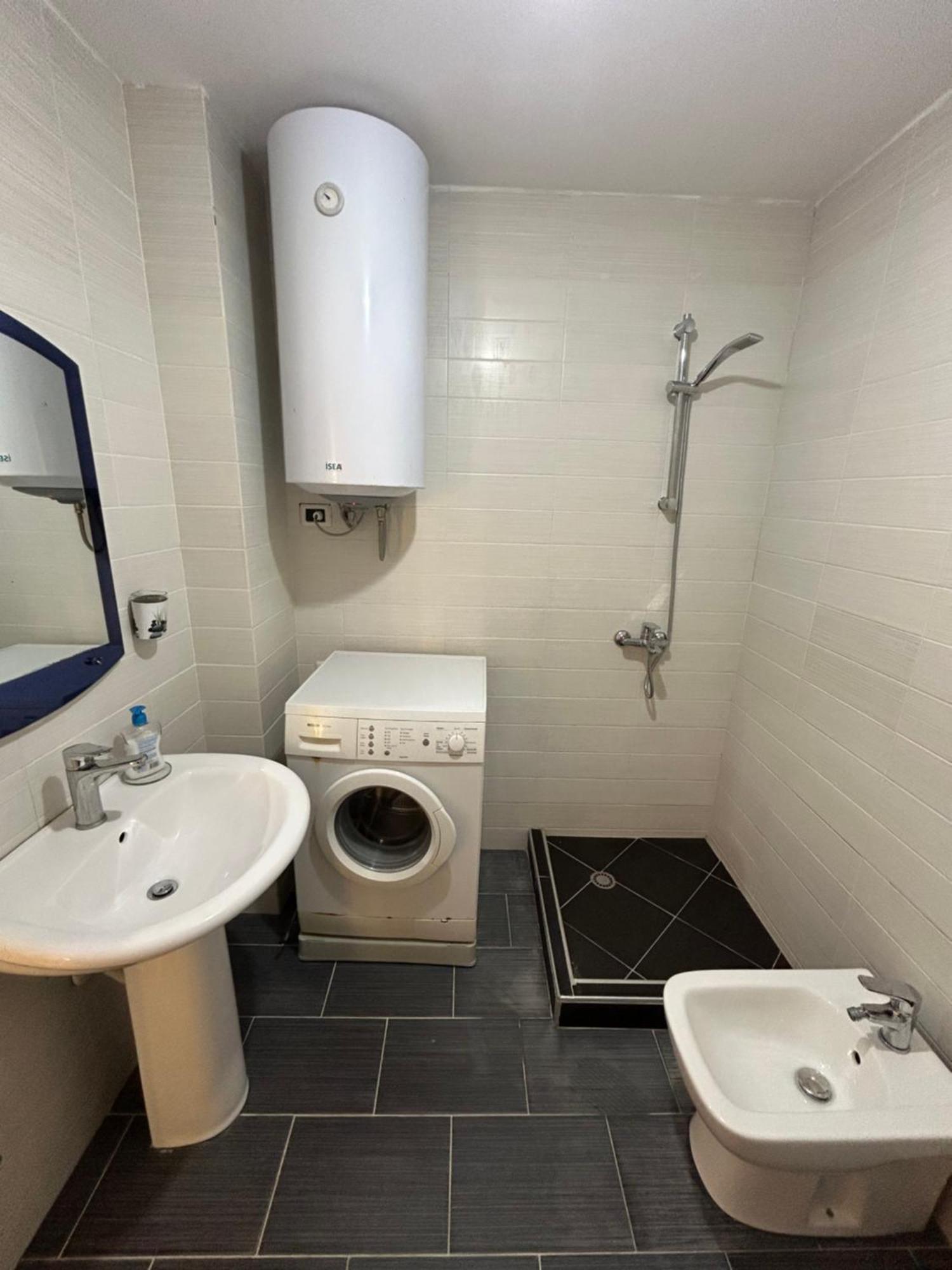Apartment In Qerret Golem  Kültér fotó